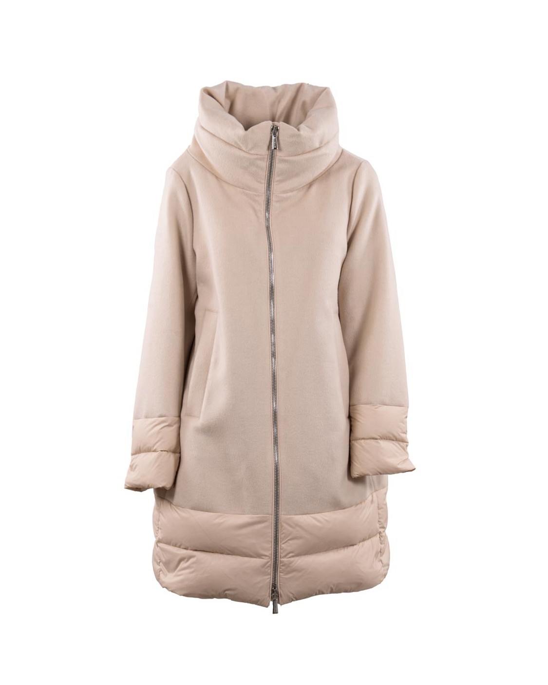 shop MOORER  Giaccone: MooRER cappotto "Soraya".
Chiusura a zip con doppio cursore.
Collo alto.
Linea a trapezio.
Composizione: 90% LANA, 10% CASHMERE.
Made in Italy.. SORAYA LE-V3062 number 5076072